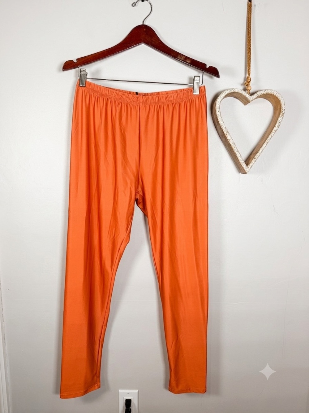 Lily by Firmiana Orange Leggings Sz L/XL High Waist Smooth Stretch Casual